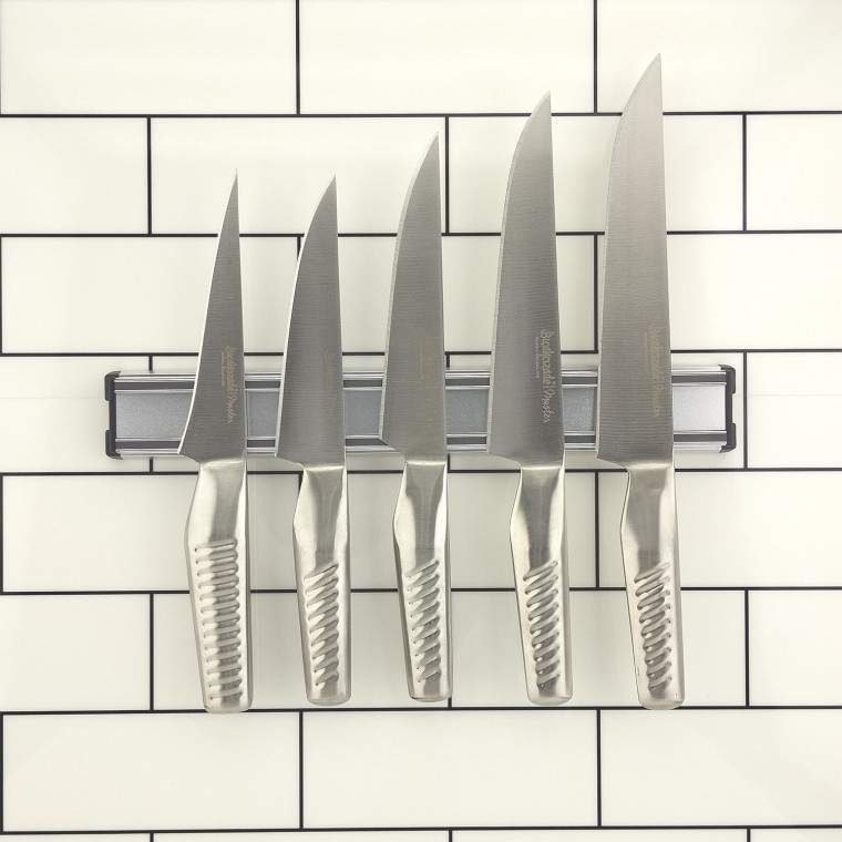 Master Mutfak Bıçak Seti 5li + Mıknatıslı Bıçaklık Master Mutfak Bıçak Seti 5li + Mıknatıslı Bıçaklık